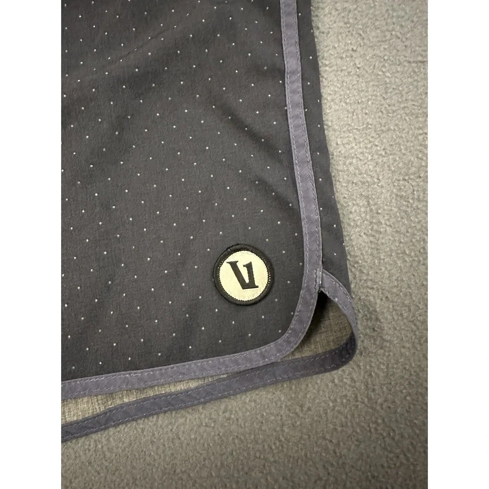 Vuori Men's Size 38 Gray Board Shorts Swimming Trunks Drawstring Beach Swim